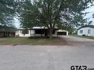 304 Butler St, Arp, TX 75750