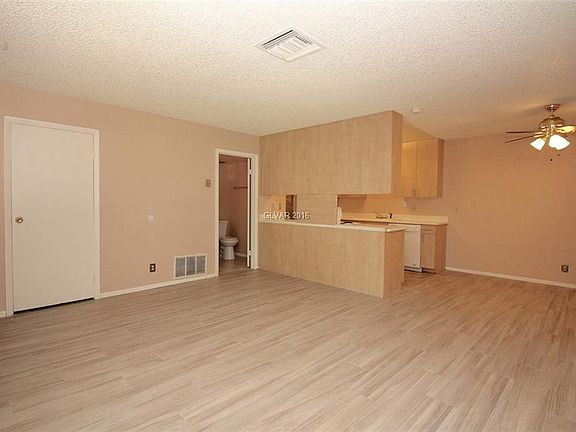 4th image of 1549 Elizabeth Ave Unit 2