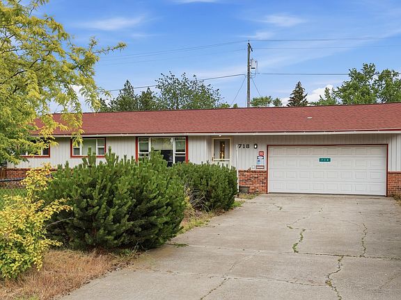 3rd image of 718 E Dalke Ave
