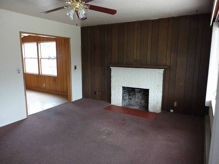 1st image of 2490 McKnight Dr