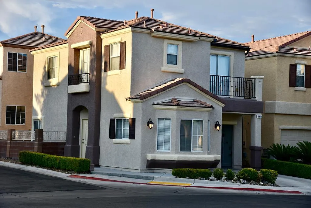Building Photo - 9918 Concho River Ave