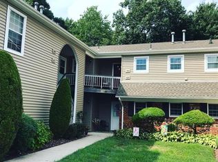 68 Sharon Ct, Old Bridge, NJ 08857