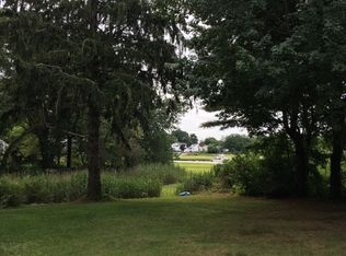 12 Bayside Rd, Old Saybrook, CT 06475