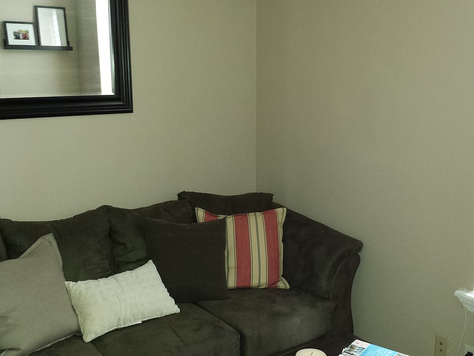 2nd image of 161 14th St APT 18