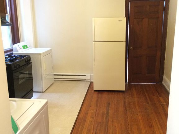 2nd image of 422 South St #2