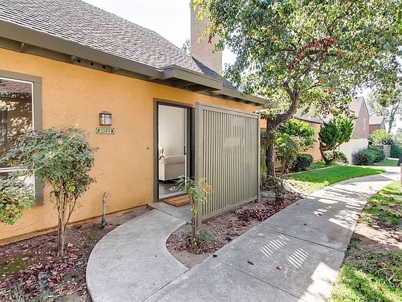 2nd image of 10522 Caminito Baywood #1
