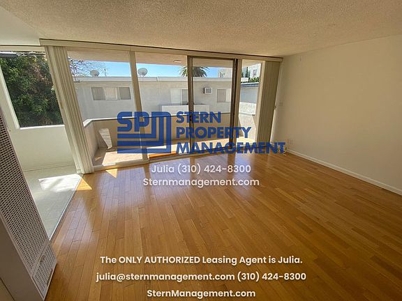 4th image of 11936 Darlington Ave APT 104