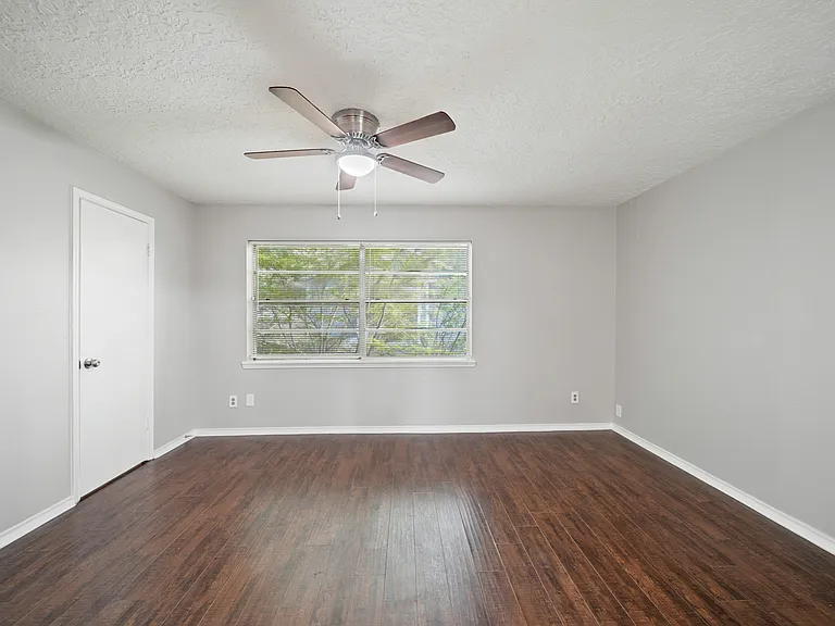 13464 Castilian Dr #2 — Photo 10