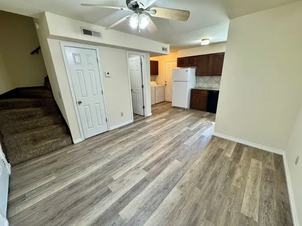 701-711 S Foster Ave, El Reno, OK 73036