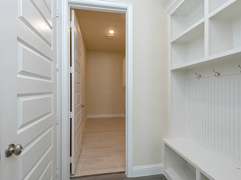 3208 Morris Ln — Photo 8