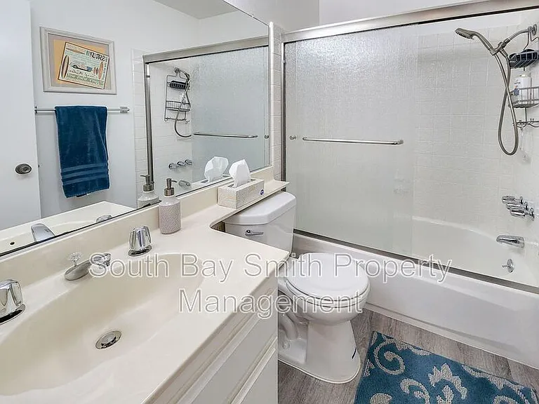 420 Palos Verdes Blvd — Photo 29