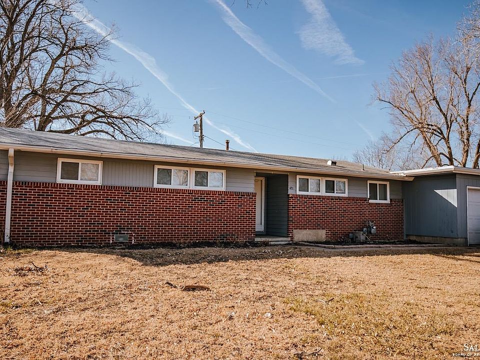 1st image of 901 Rainbow Dr