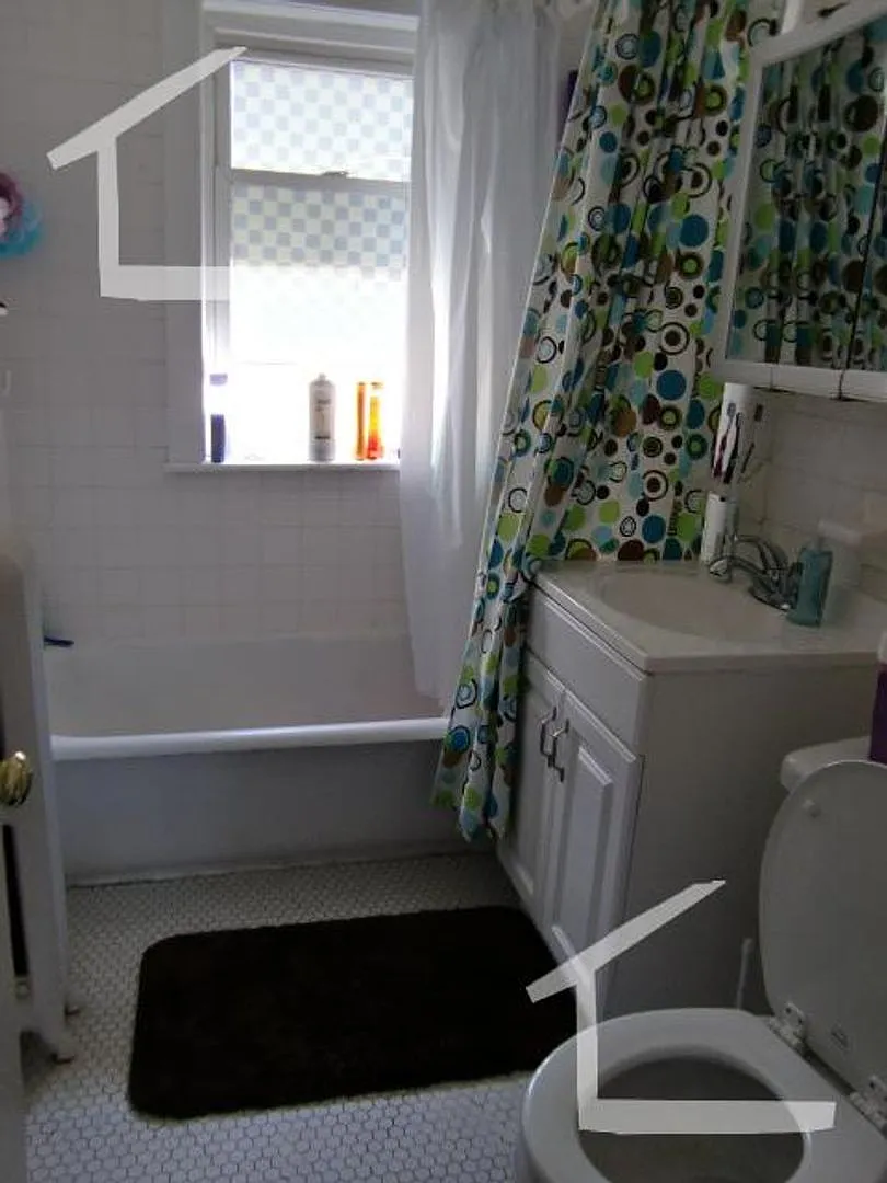 4 bed in Brighton — Photo 4