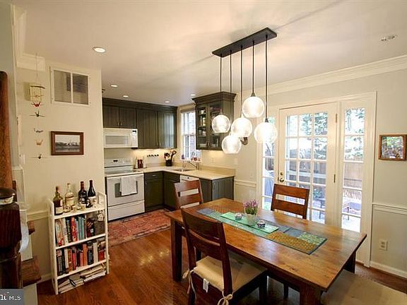 5th image of 1104 Michigan Ct