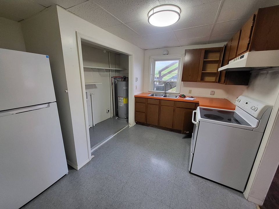 1st image of 148A Montgomery St