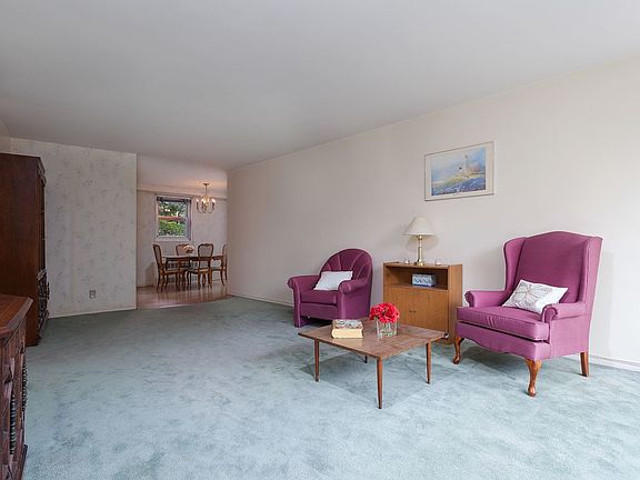 4th image of 185 Park Row #2H