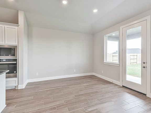 Homesite 1202 dining
