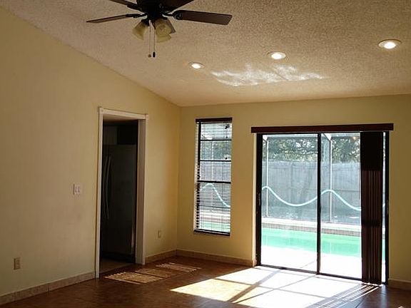 3rd image of 4703 Barrett Ct