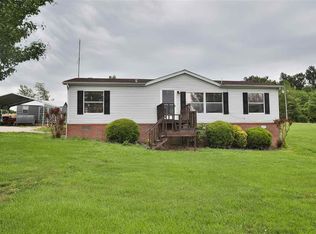 15 Booth Rd, Trenton, TN 38382