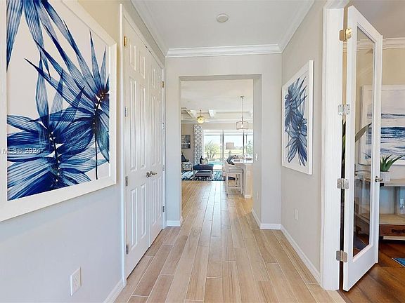 3rd image of 5569 W Hampton Links Ct