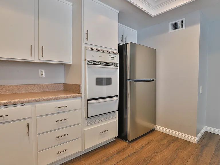 309 W Kelly Ave #A — Photo 15