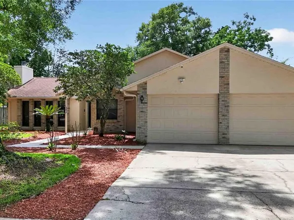 207 Pinecrest Rd, Mount Dora, FL 32757