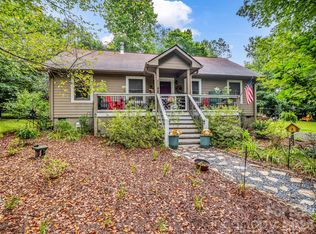 412 Whitestone Cir, Union Mills, NC 28167