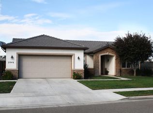 2046 Muscat Ave, Tulare, CA 93274