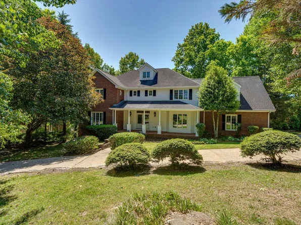 9228 Rocky Cove Dr, Chattanooga, TN 37421
