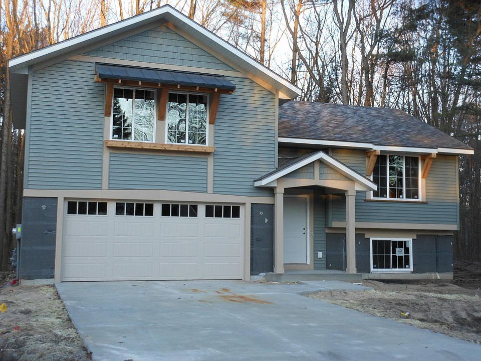 1st image of 634 Central Bay Ave