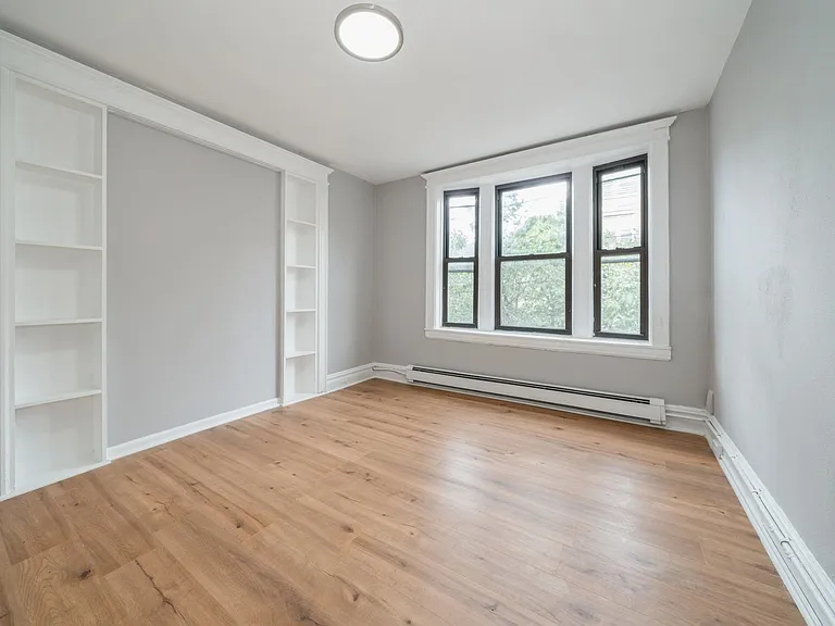 106 Baldwin Ave #3 — Photo 1