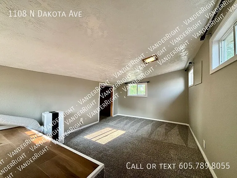 1108 N Dakota Ave — Photo 17