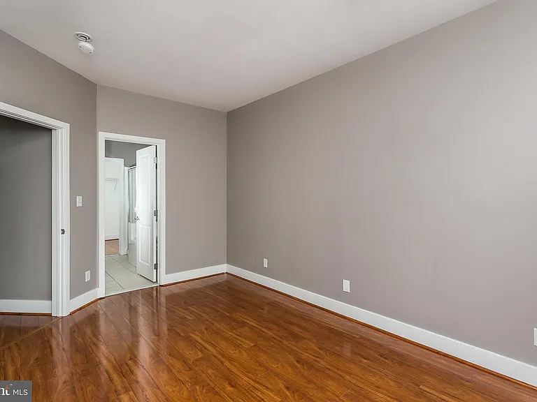 905 S Caroline St #3 — Photo 25