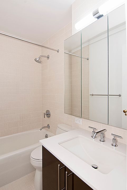 1st image of 20 E 35th St APT 7A