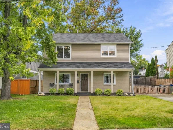 4413 Colchester Dr, Kensington, MD 20895