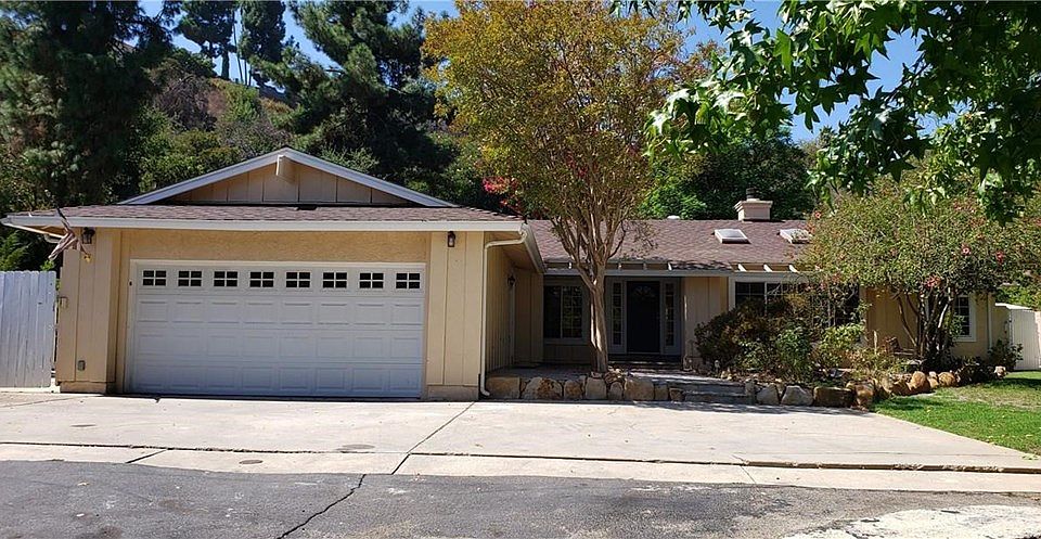 1st image of 1649 Kiowa Crest Dr