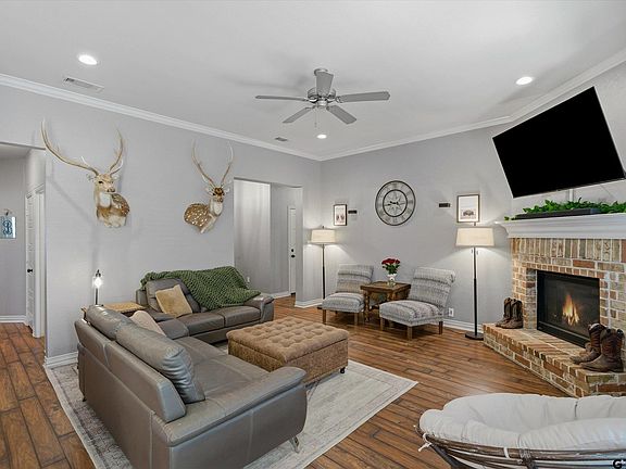 5th image of 3123 Oak Bnd