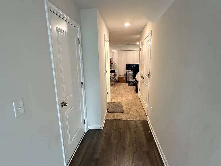 5 Verona Ln #5 — Photo 2