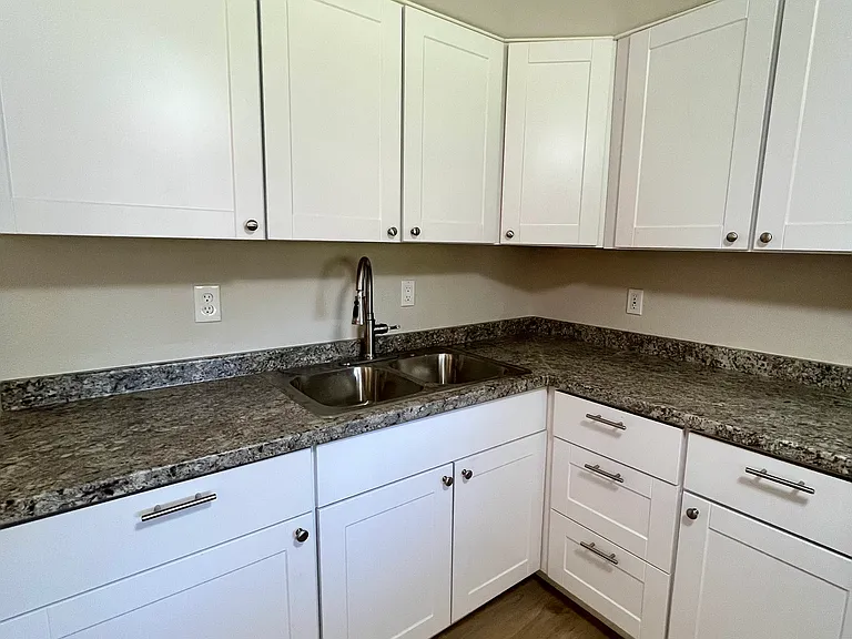 105 Front St S #9 — Photo 4
