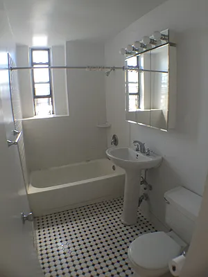 Rented by Newcastle Realty Services | media 5