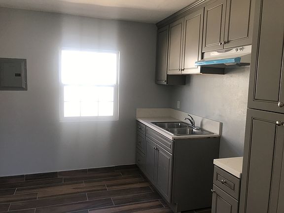 5th image of 9514 Avalon Blvd #23
