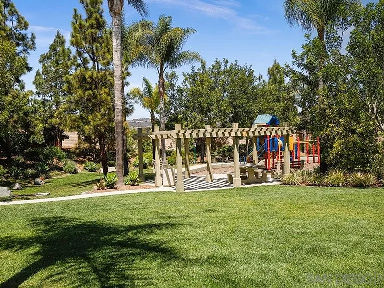 907 Mira Lago Way — Photo 19