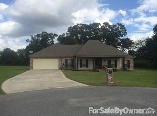 119 Willow Wood Rd, Arnaudville, LA 70512