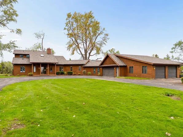 340 Lake Rd, Menasha, WI 54952