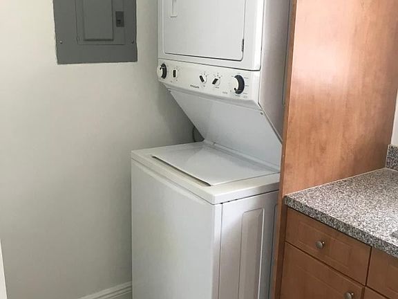 2nd image of 13315 Alexandria Dr APT 2