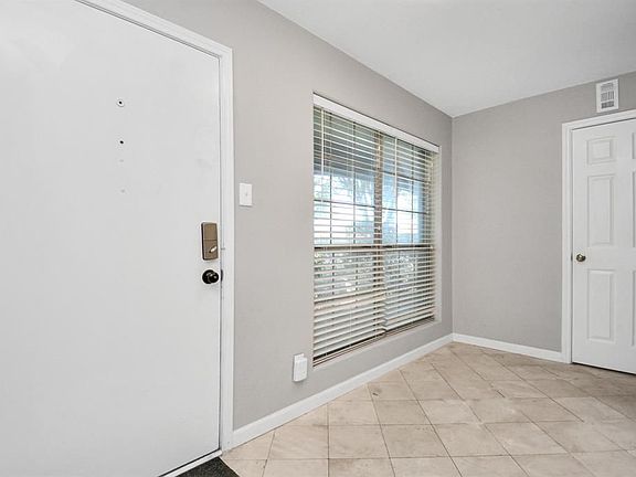 5th image of 8927 Gaylord Dr APT 146