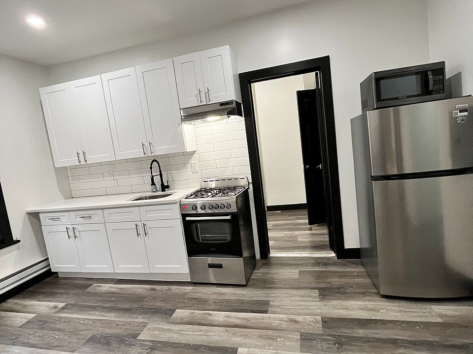 1st image of 104 Belmont Ave #2B