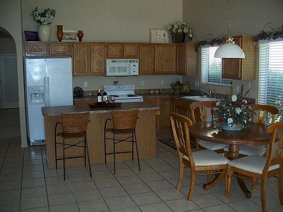 3rd image of 626 N El Dorado Dr