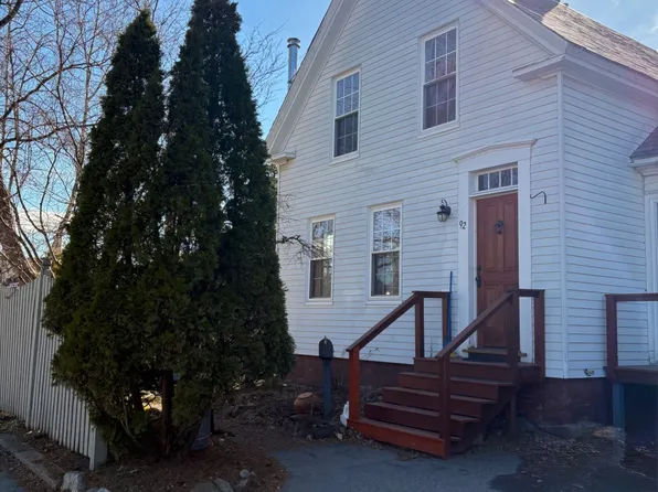 92 Ashuelot St, Keene, NH 03431