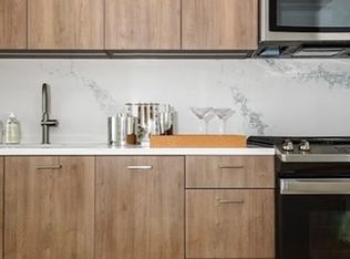 311 11th Ave APT 3119, New York, NY 10001